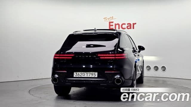Genesis GV70, 2023 4
