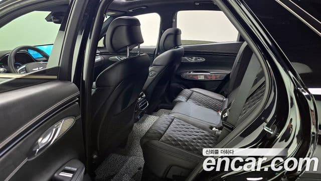 Genesis GV70, 2023 11