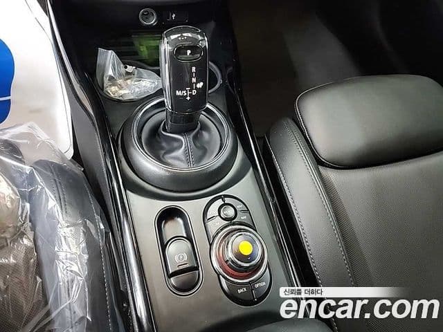 Mini Cooper D 클럽맨 2세대, 2021 8