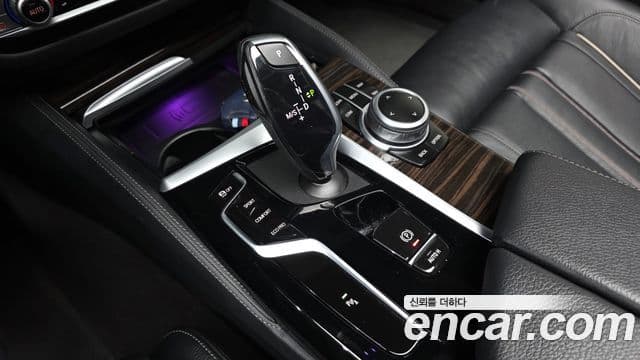 BMW 5시리즈 (G30) 520i M Sport, 2022 9