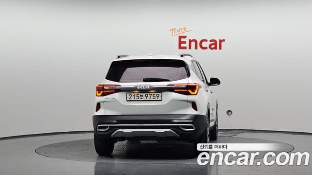 Kia Seltos Signature, 2022 4