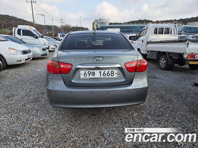 Hyundai Avante HD Deluxe, 2010 4