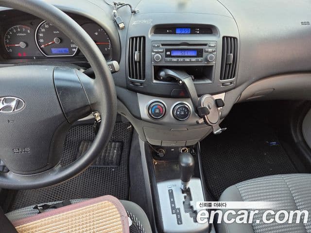 Hyundai Avante HD Deluxe, 2010 14