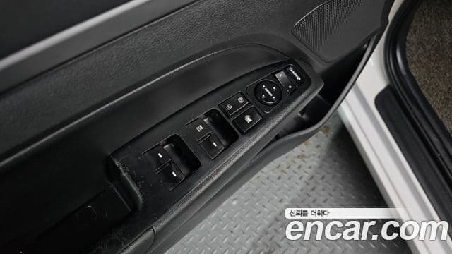 Hyundai Avante AD 1.6 e-VGT Smart, 2017 18