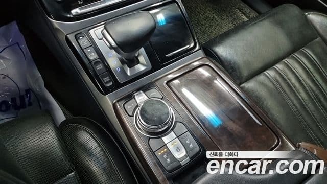 Genesis EQ900 Premium Luxury, 2016 9