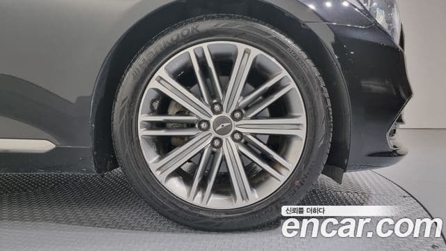 Genesis G80 Luxury, 2019 все фото