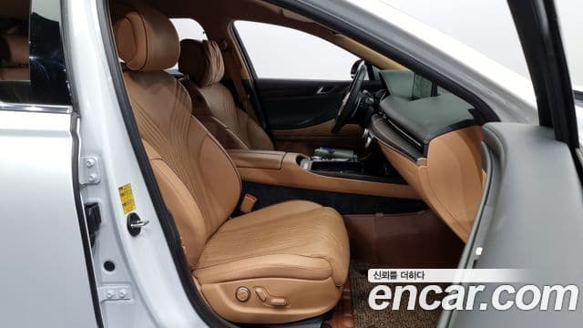 Genesis G80 (RG3) бензин 2.5 турбо AWD, 2021 11