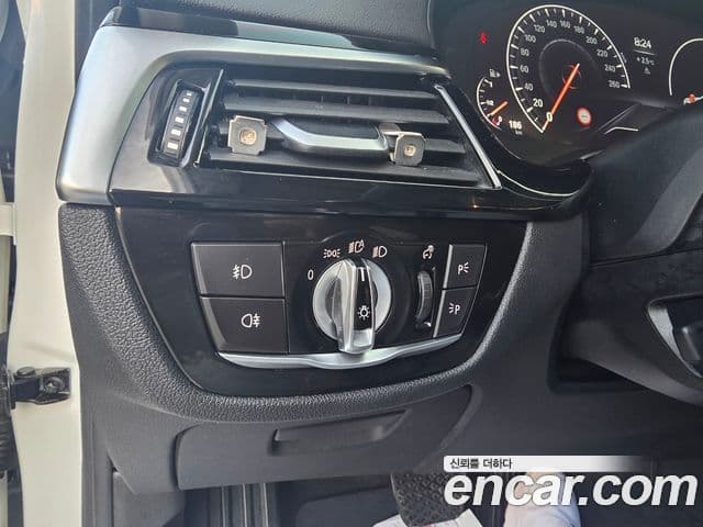 BMW 5시리즈 (G30) Luxury, 2019 16