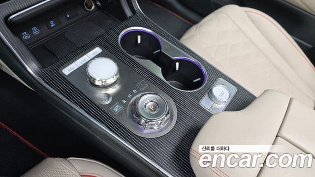 Genesis GV80 купе, 2024 9