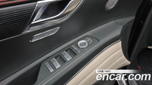 Genesis GV80 купе, 2024 17