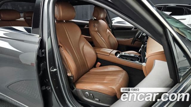 Genesis G80 (RG3) бензин 2.5 турбо AWD, 2021 10