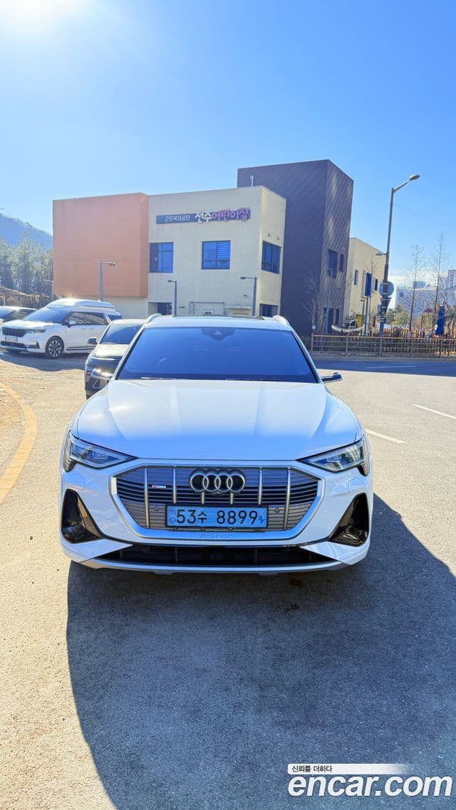 Audi e-Tron 55 Quattro Sportback, 2022 1