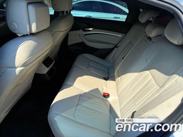 Audi e-Tron 55 Quattro Sportback, 2022 3