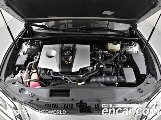 Lexus ES300h 7세대 Executive, 2019 6