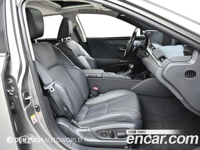 Lexus ES300h 7세대 Executive, 2019 10