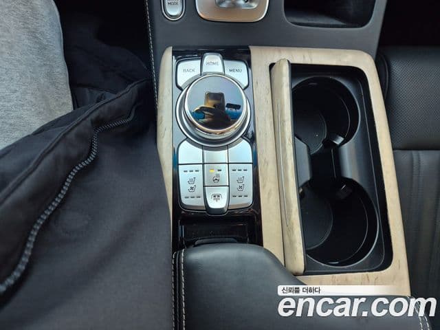 Genesis G90 Prestige, 2019 12