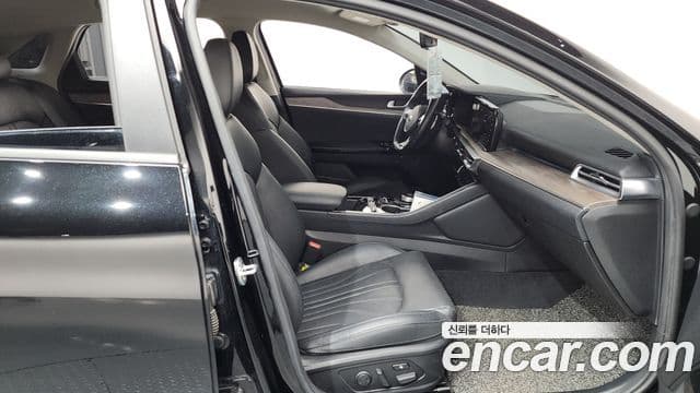 Kia K5 3세대 Signature, 2020 11