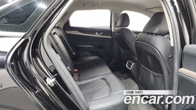 Kia K5 3세대 Signature, 2020 12