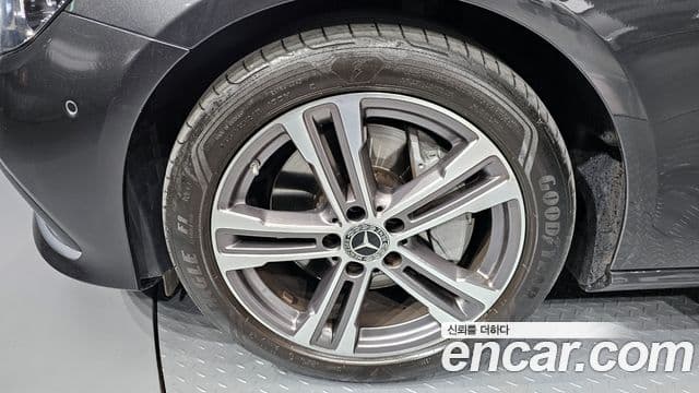 Mercedes-Benz E-класс W213 Avantgarde, 2022 все фото