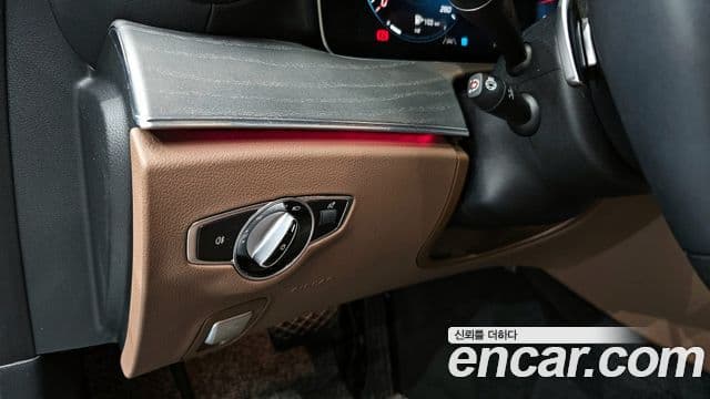 Mercedes-Benz E-класс W213 Avantgarde, 2022 16