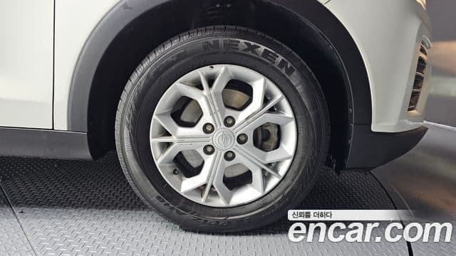 KG모빌리티(SsangYong) Berry New Tivoli V3, 2022 все фото