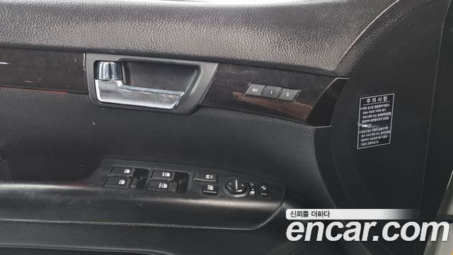 Kia Mohave 4WD KV300, 2012 17