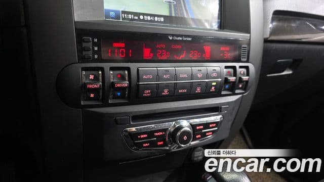 Kia Mohave 4WD KV300, 2012 19