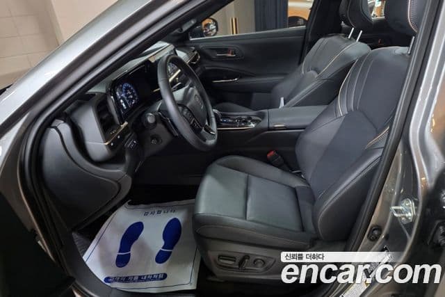 Toyota 크라운 кроссовер 2.4 4WD Dual Boost гибрид, 2026 10