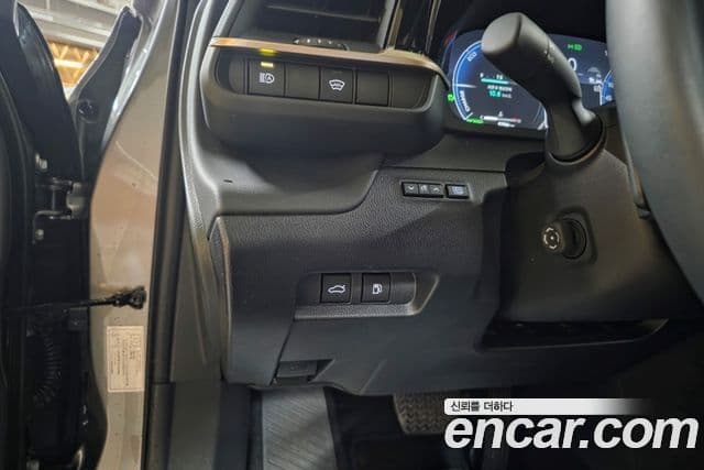 Toyota 크라운 кроссовер 2.4 4WD Dual Boost гибрид, 2026 15