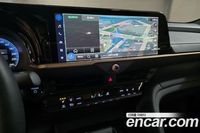 Toyota 크라운 кроссовер 2.4 4WD Dual Boost гибрид, 2026 17