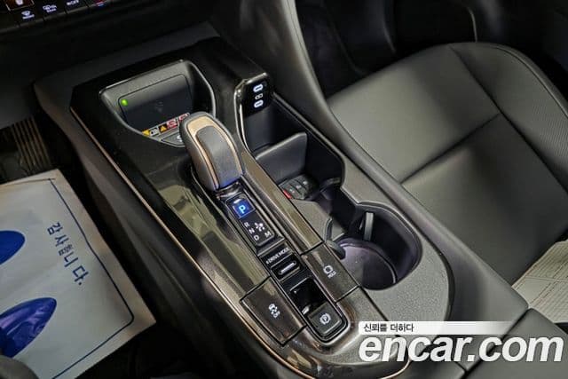 Toyota 크라운 кроссовер 2.4 4WD Dual Boost гибрид, 2026 18