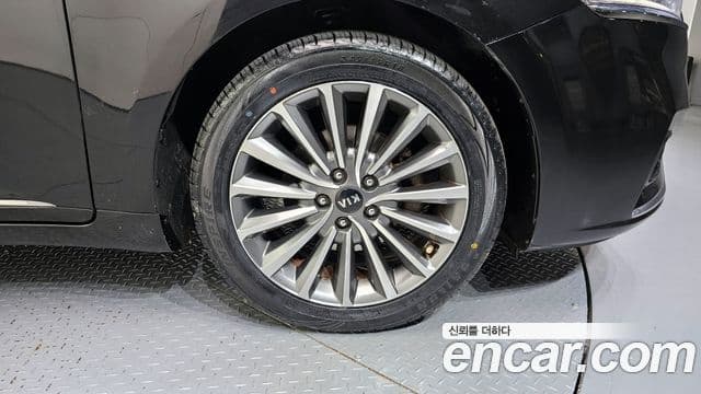 Kia All New K7 3.0 LPI Luxury (арендный автомобиль), 2017 все фото