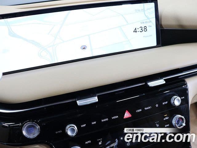 Genesis G80 (RG3) бензин 2.5 турбо AWD, 2025 9