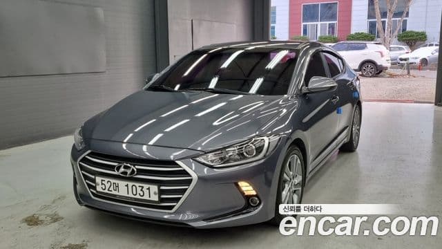 Hyundai Avante AD 1.6 GDI Value Plus, 2017 4