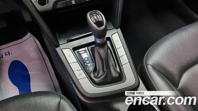 Hyundai Avante AD 1.6 GDI Value Plus, 2017 12