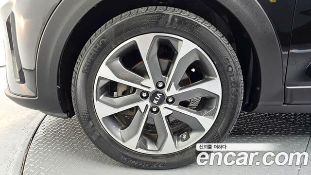 Kia Stonic Prestige, 2018 все фото