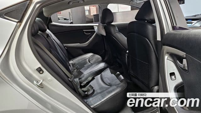 Hyundai Avante MD Luxury, 2012 12