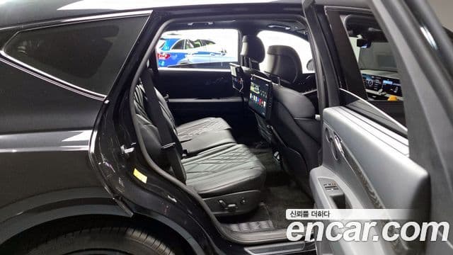 Genesis GV80 чёрный, 2025 12