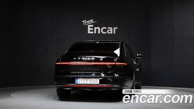 Hyundai Grandeur (GN7) Calligraphy, 2025 4