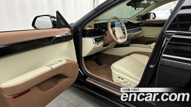 Hyundai Grandeur (GN7) Calligraphy, 2025 10