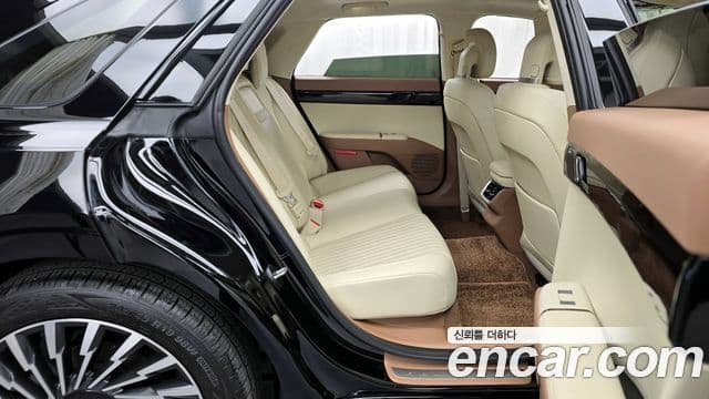 Hyundai Grandeur (GN7) Calligraphy, 2025 12