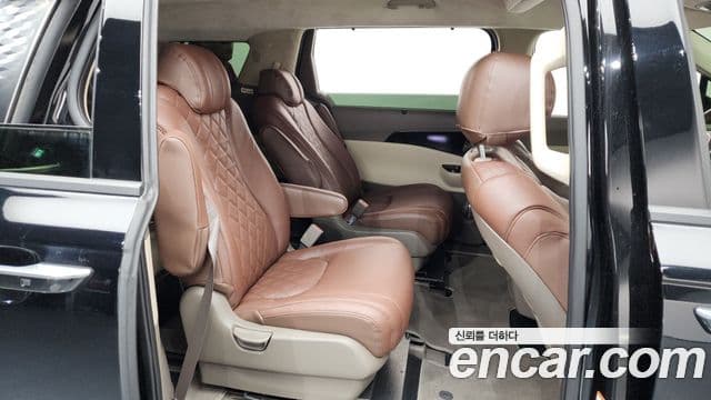 Kia Carnival 4세대 бензин 9인승 High Limousine(компания по спецнадстройкам), 2023 12