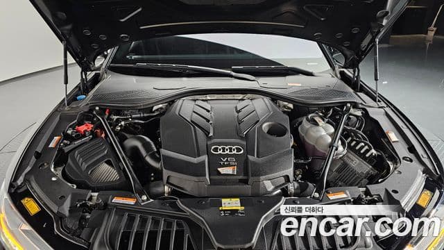 Audi A8 (D5) 55 TFSI Quattro LWB, 2021 6