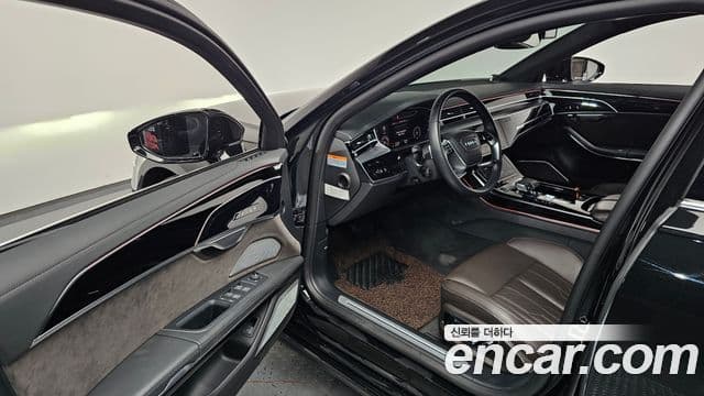 Audi A8 (D5) 55 TFSI Quattro LWB, 2021 11