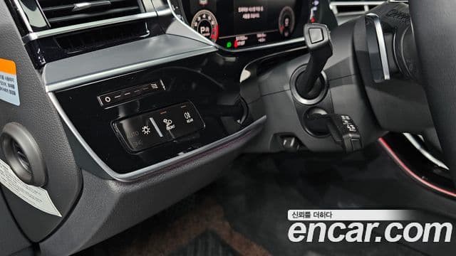 Audi A8 (D5) 55 TFSI Quattro LWB, 2021 17