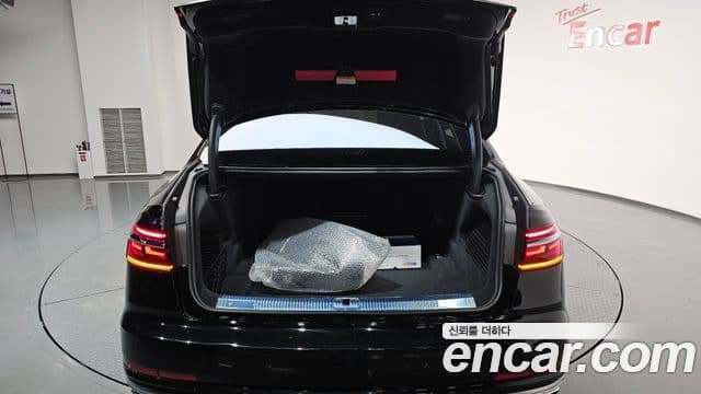 Audi A8 (D5) 55 TFSI Quattro LWB, 2021 20