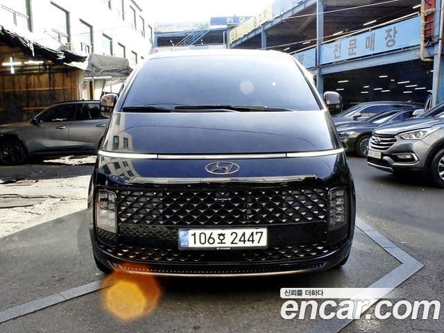 Hyundai Staria Inspiration, 2023 1