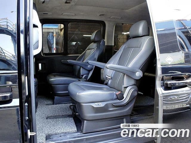 Hyundai Staria Inspiration, 2023 6