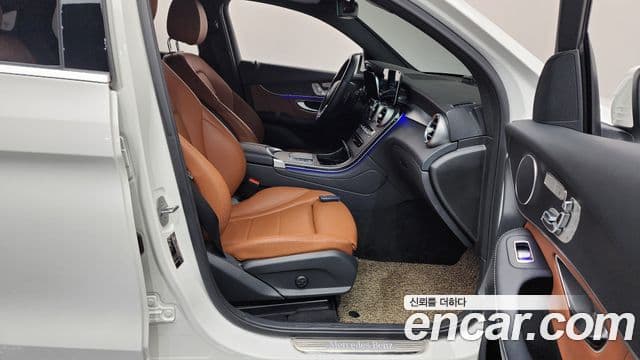 Mercedes-Benz GLC-класс X253 GLC300e 4MATIC купе, 2021 11