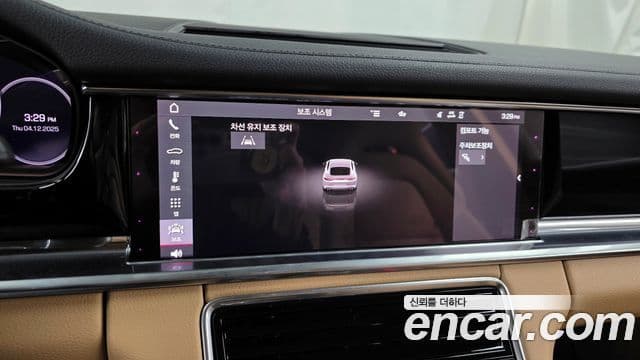 Porsche Panamera (971), 2021 16